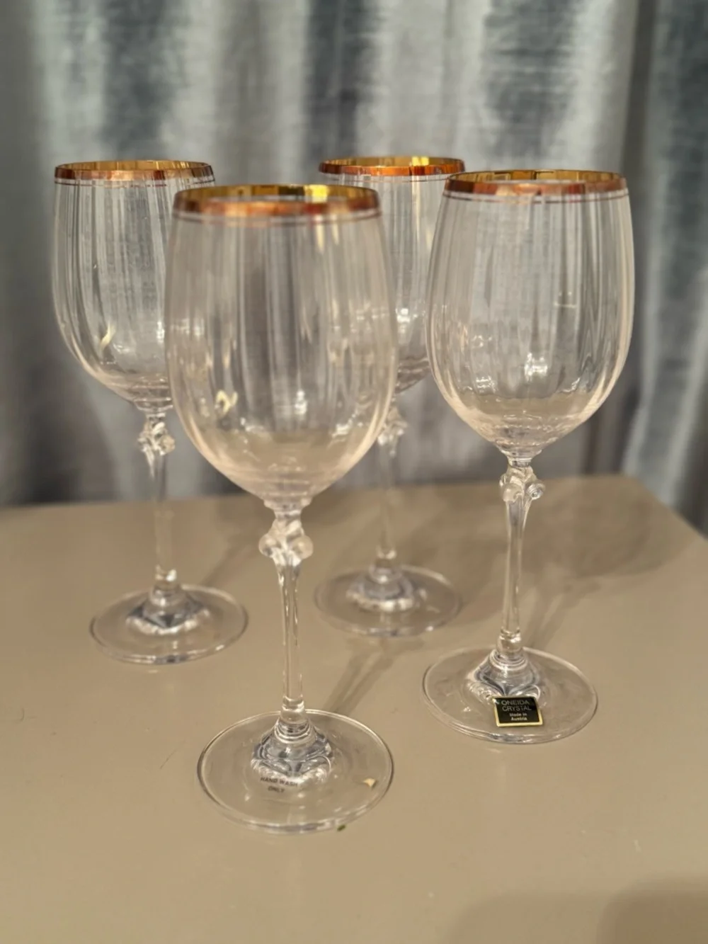 Set of 4/ Heiress Gold~  by ONEIDA /  Iced Tea | feature a ribbed  gold rim.